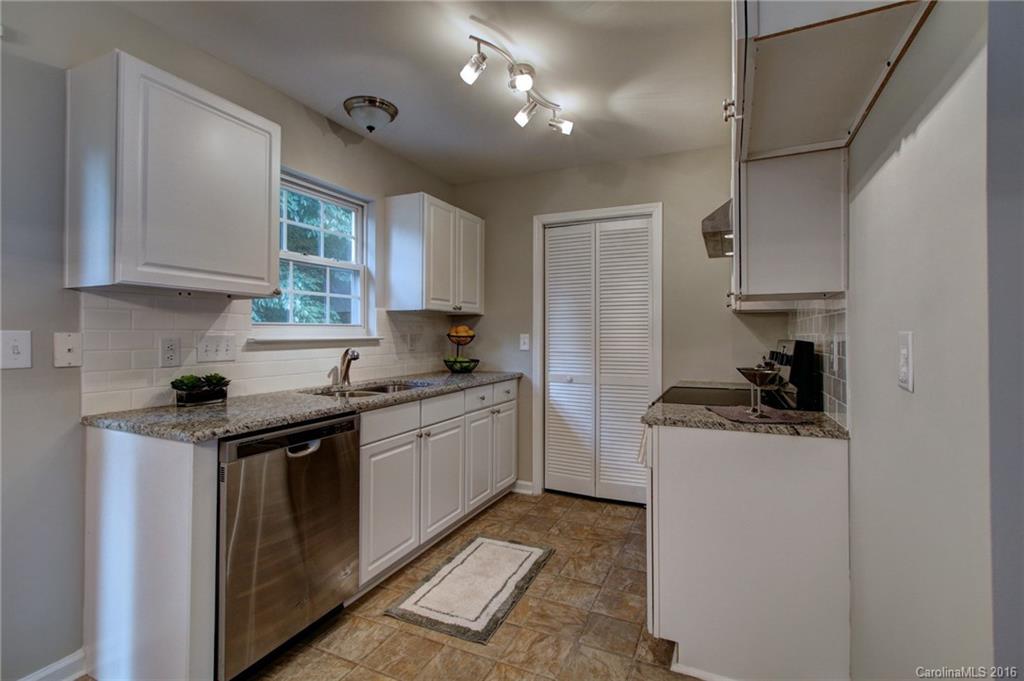 2405 Sloan Drive Charlotte NC 28208