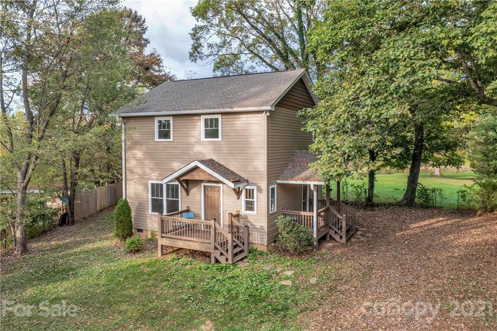 399 Deaverview Road Asheville NC 28806