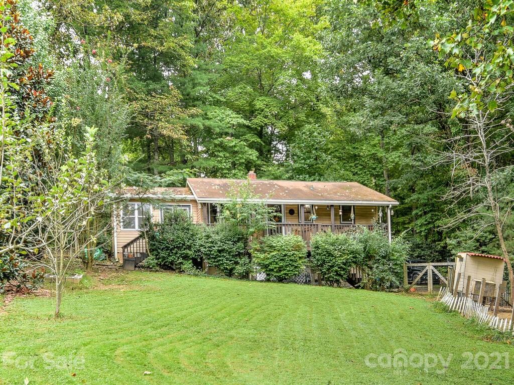 20 Whitted Knoll Candler NC 28715