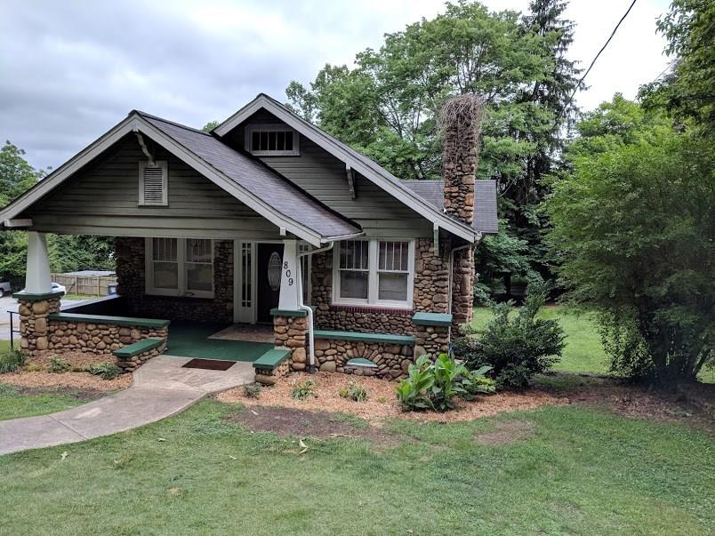 809 Grove Avenue Sw Lenoir NC 28645