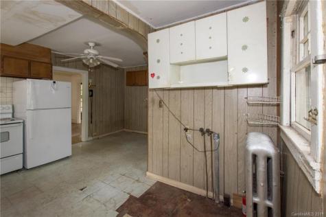 154 Tacoma Circle Asheville NC 28801