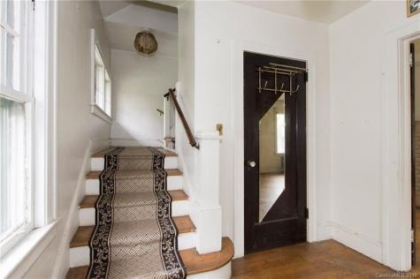 154 Tacoma Circle Asheville NC 28801