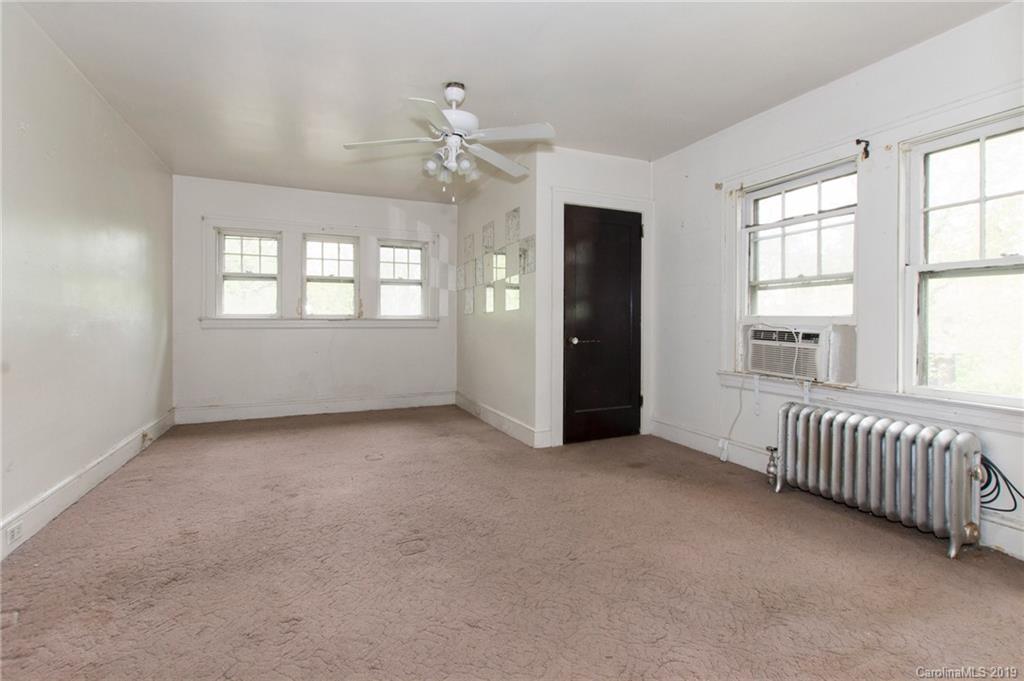 154 Tacoma Circle Asheville NC 28801