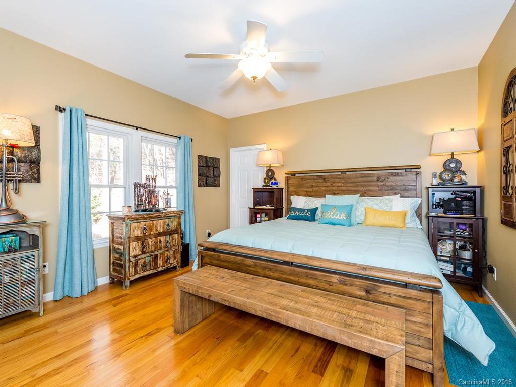402 Bald Eagle Lane Asheville NC 28805