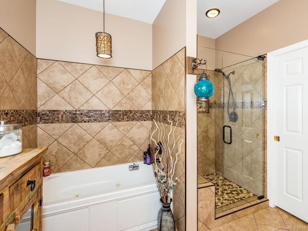 402 Bald Eagle Lane Asheville NC 28805