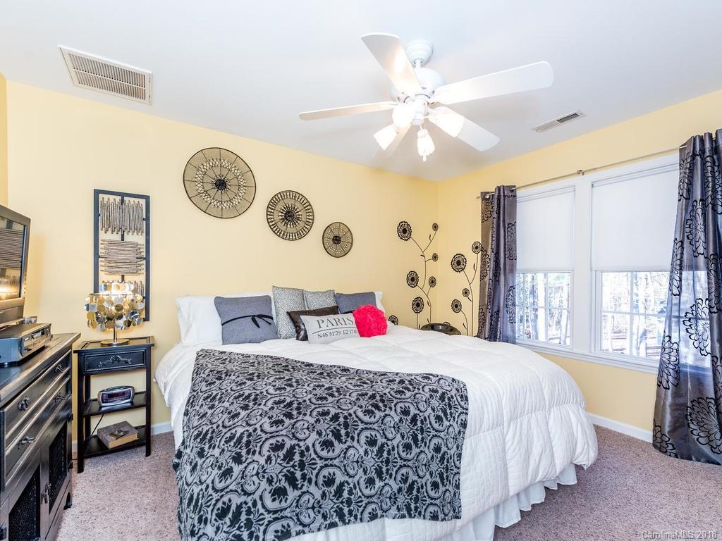 402 Bald Eagle Lane Asheville NC 28805