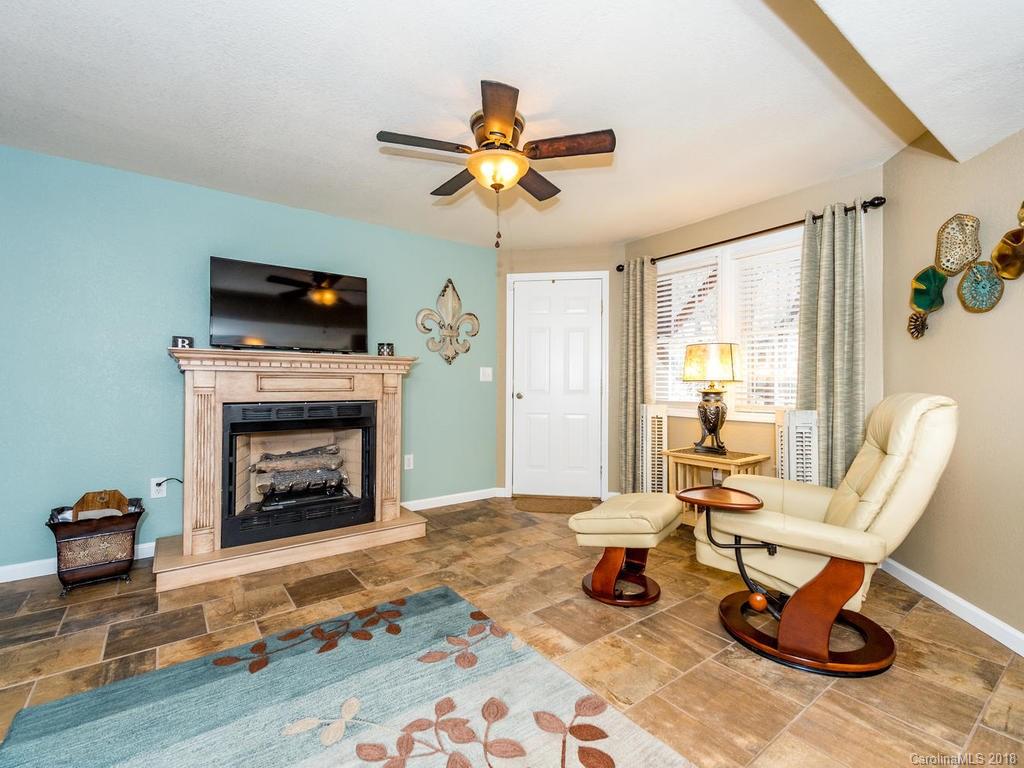 402 Bald Eagle Lane Asheville NC 28805