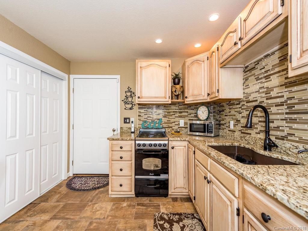 402 Bald Eagle Lane Asheville NC 28805