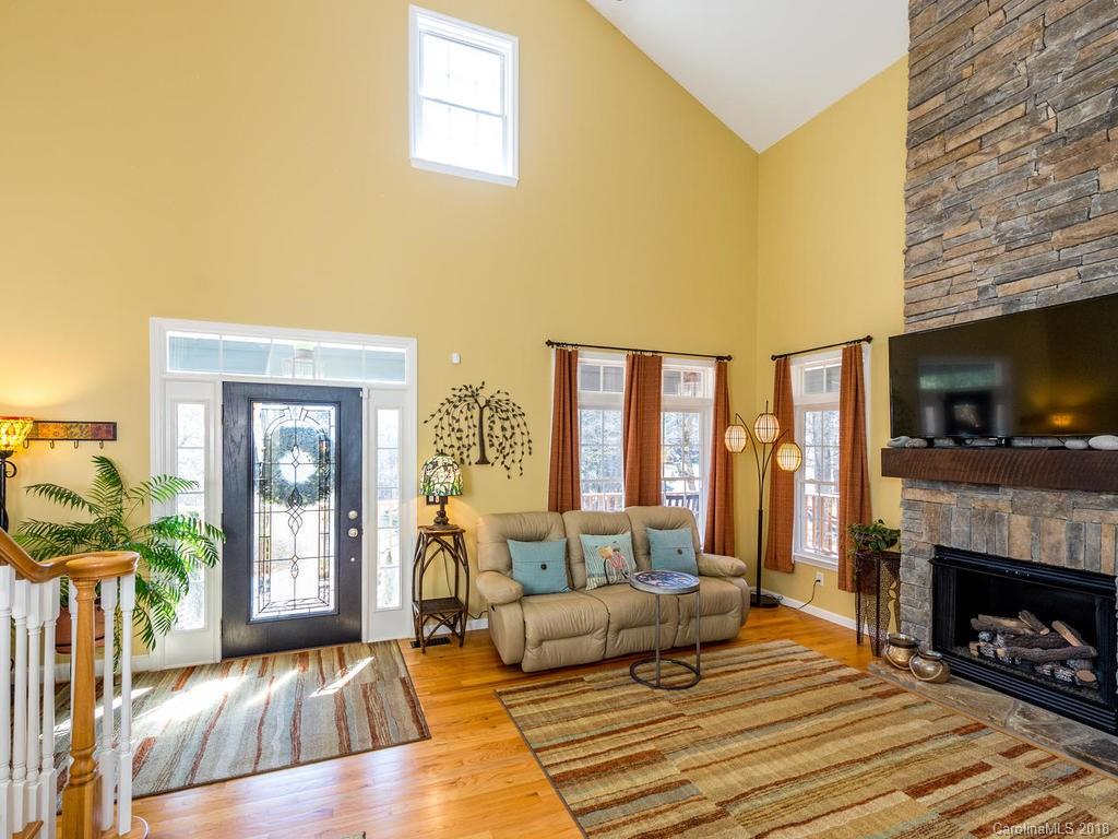 402 Bald Eagle Lane Asheville NC 28805
