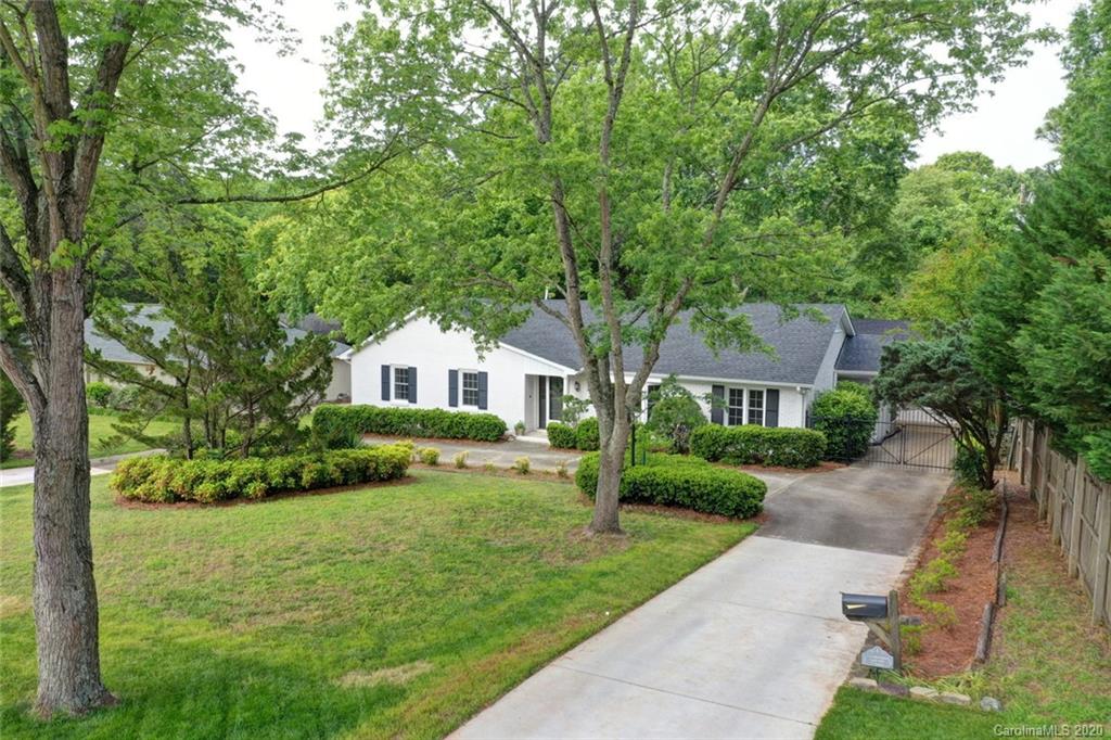 7116 Providence Lane W Charlotte NC 28226
