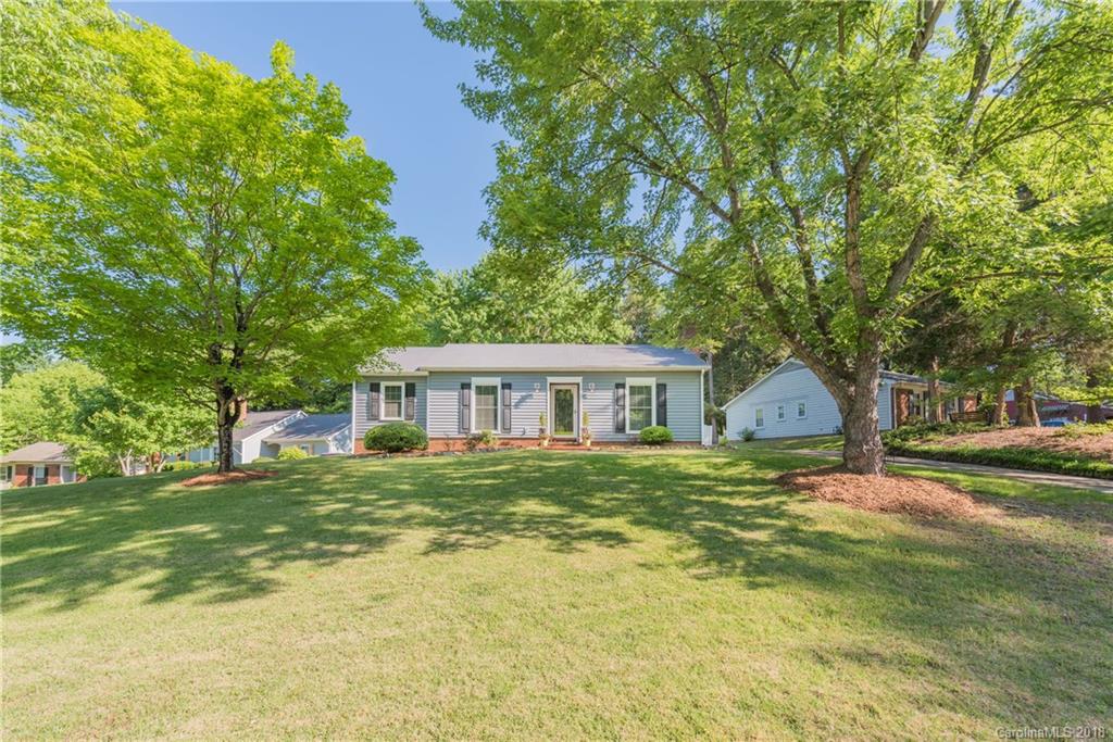 2327 Turnberry Lane Charlotte NC 28210