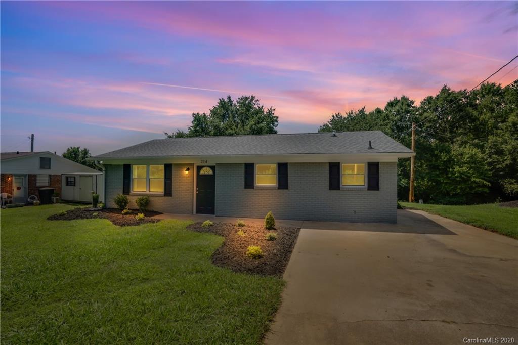 214 Mcdaniel Street Forest City NC 28043