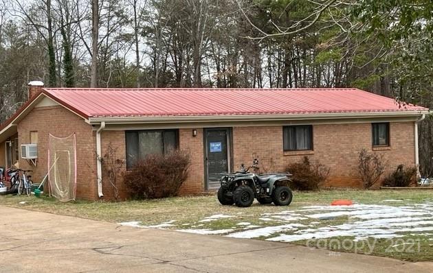 2829 17th Avenue SE Newton NC 28658