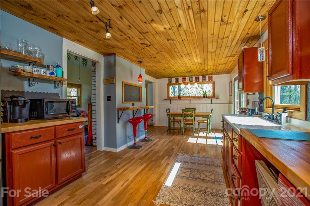 796 Blowhole Road Marshall NC 28753