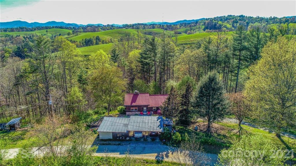796 Blowhole Road Marshall NC 28753