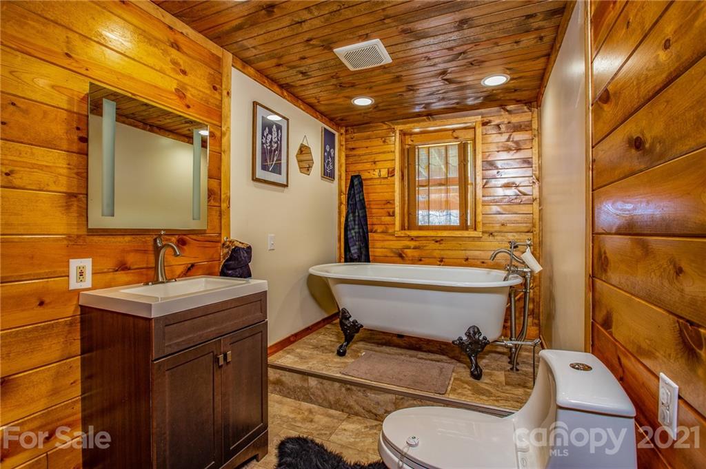 796 Blowhole Road Marshall NC 28753