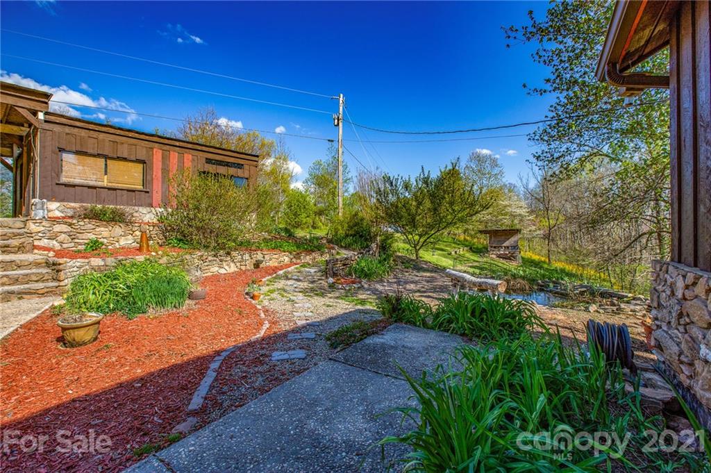 796 Blowhole Road Marshall NC 28753