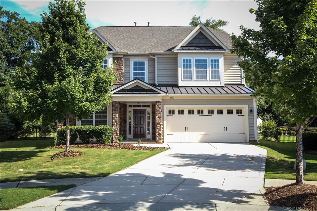 9745 Ridgeforest Drive Charlotte NC 28277