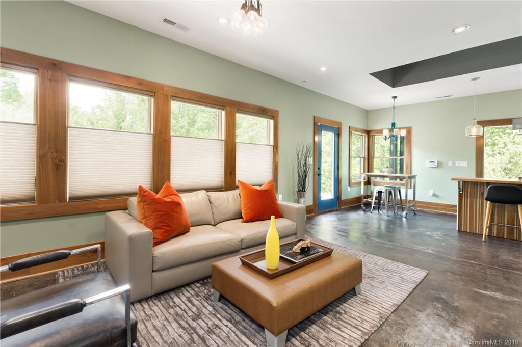 55 Gash Farm Road Asheville NC 28805