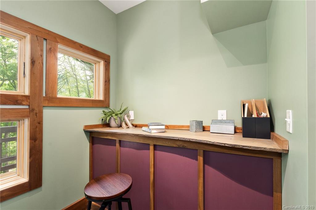55 Gash Farm Road Asheville NC 28805