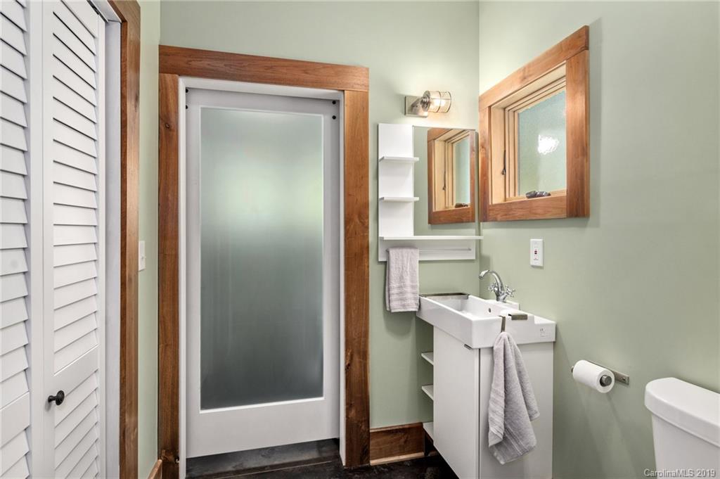 55 Gash Farm Road Asheville NC 28805