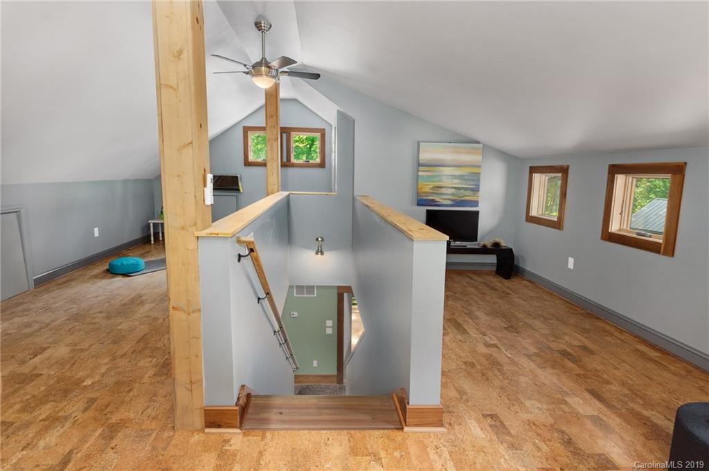 55 Gash Farm Road Asheville NC 28805