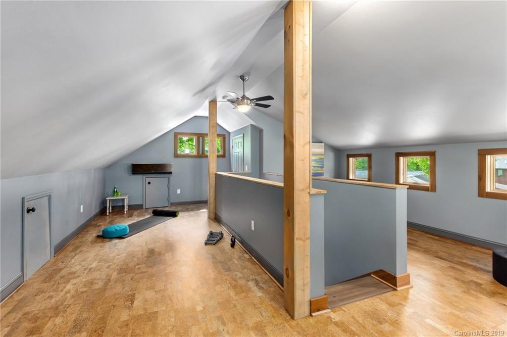 55 Gash Farm Road Asheville NC 28805
