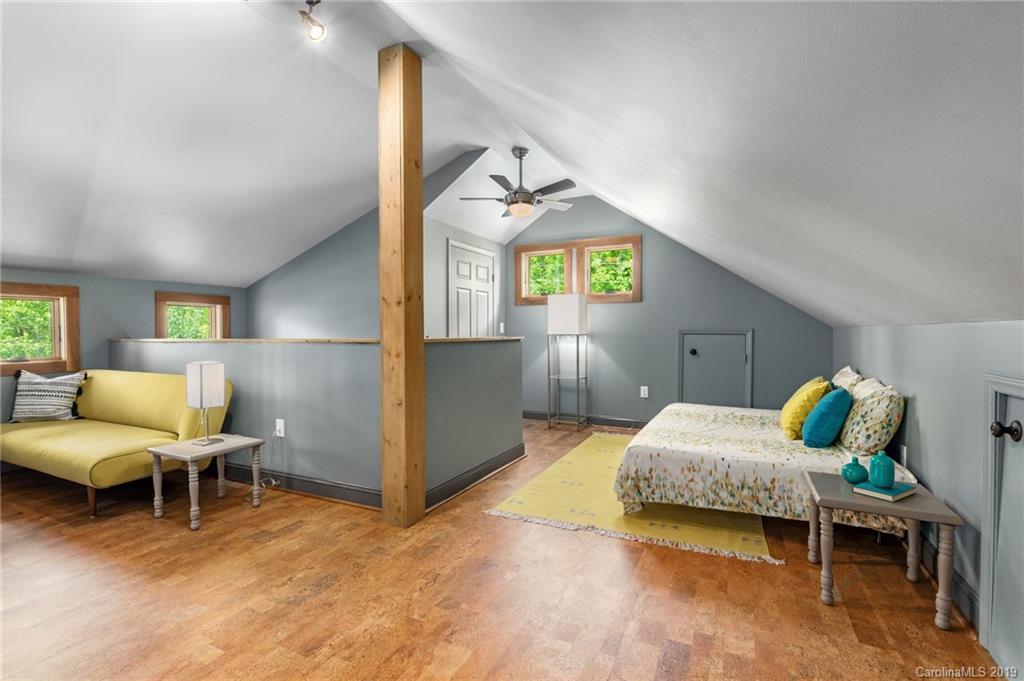 55 Gash Farm Road Asheville NC 28805