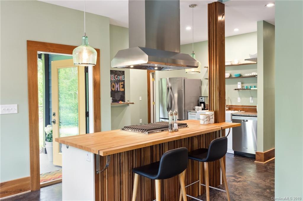 55 Gash Farm Road Asheville NC 28805