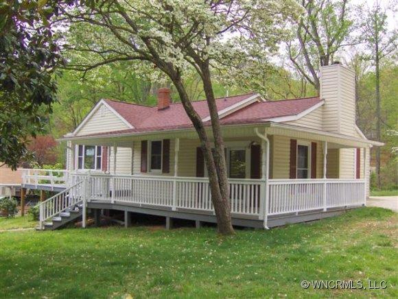 211 Woodland Drive Swannanoa NC 28778
