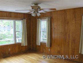211 Woodland Drive Swannanoa NC 28778