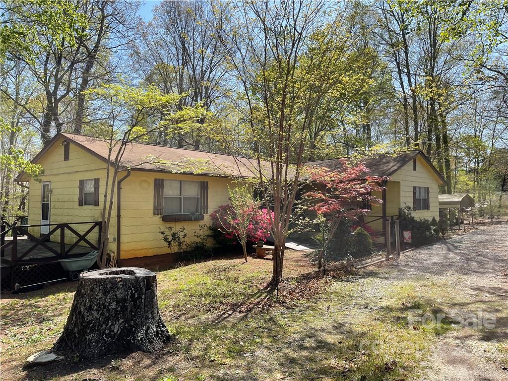 1431 Heritage Farm Road Hickory NC 28601