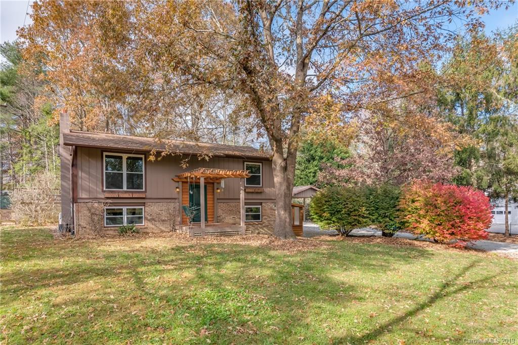 105 Mccraw Road Flat Rock NC 28731
