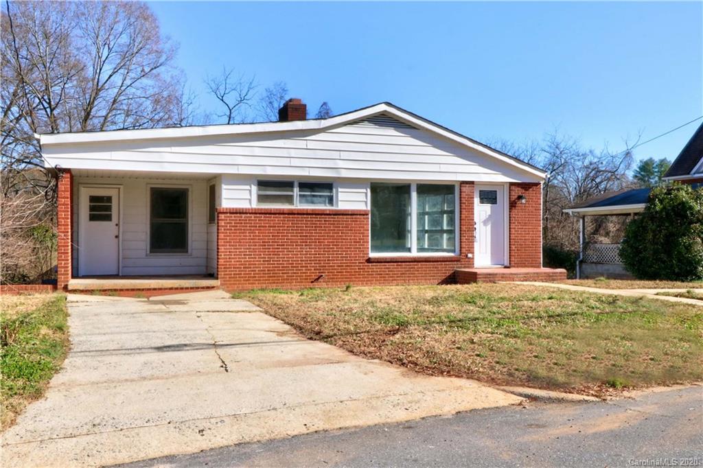 220 N Patterson Street Statesville NC 28677