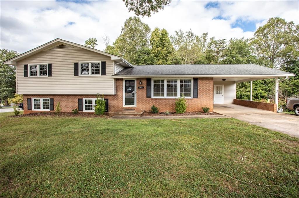 2415 23rd Street Ne Hickory NC 28601