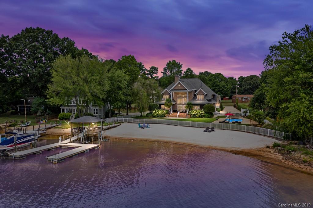 20211 Rainbow Circle Cornelius NC 28031