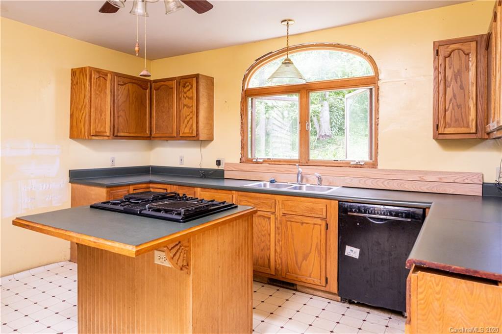 675 Fisher Branch Road Marshall NC 28753