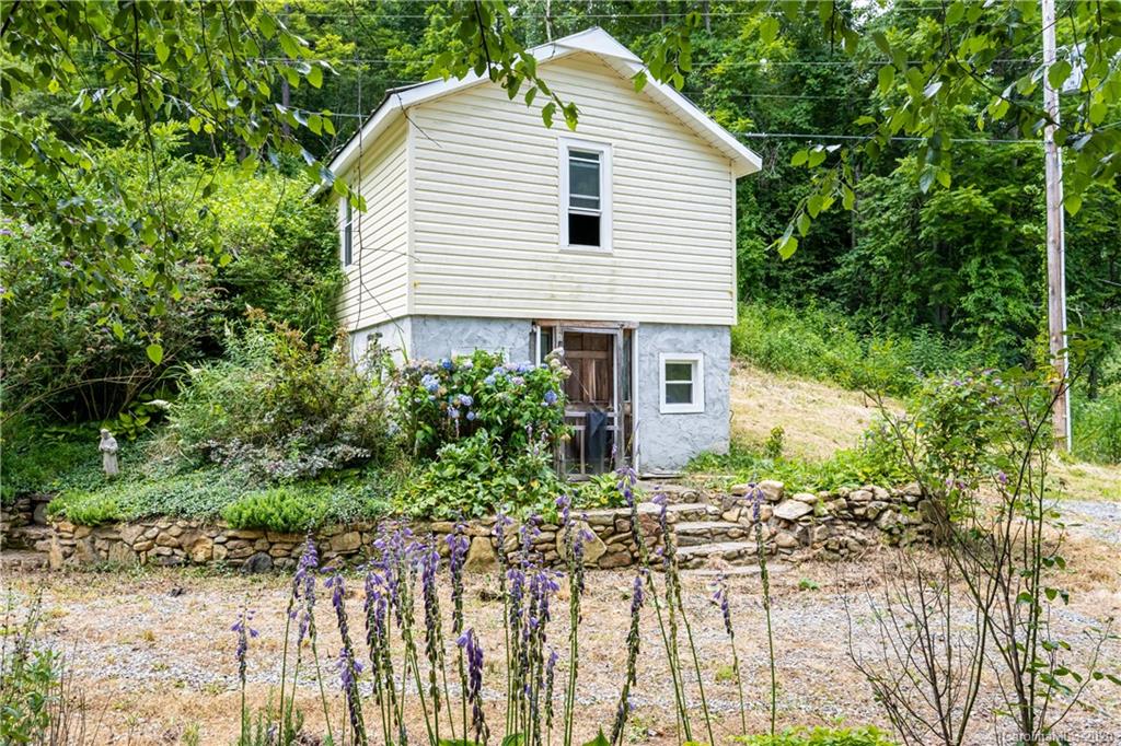 675 Fisher Branch Road Marshall NC 28753