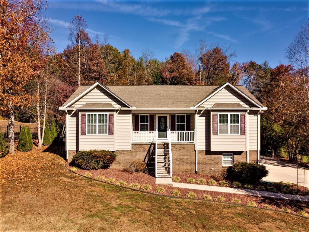 4176 Lindsay Street Lenoir NC 28645