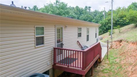 5 Mclean Road Weaverville NC 28787
