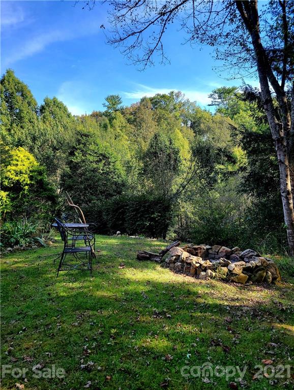 195 Higgins Lane Marshall NC 28753