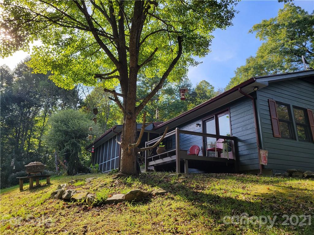 195 Higgins Lane Marshall NC 28753