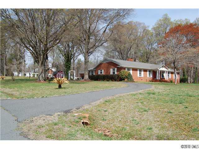 8830 Douglas Drive Charlotte NC 28217