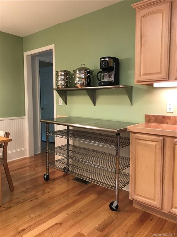 6 Warren Avenue Asheville NC 28803