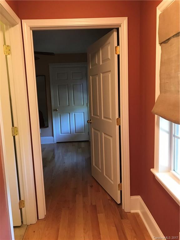 6 Warren Avenue Asheville NC 28803
