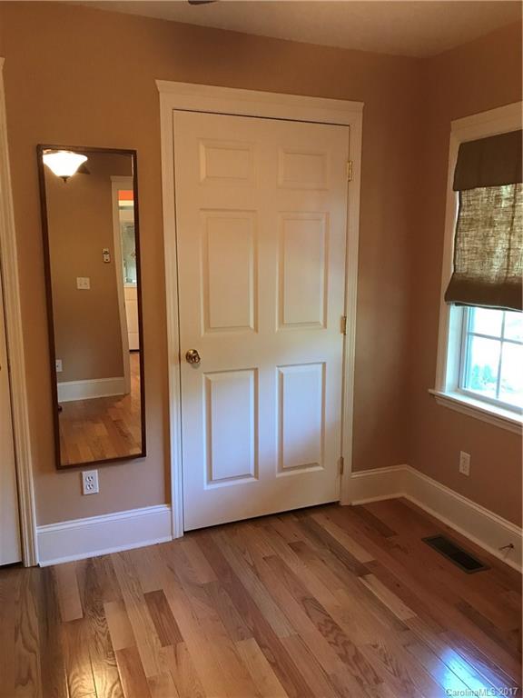 6 Warren Avenue Asheville NC 28803