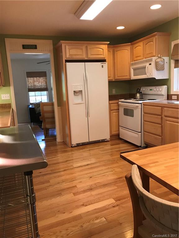 6 Warren Avenue Asheville NC 28803