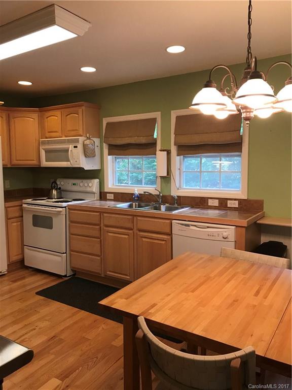 6 Warren Avenue Asheville NC 28803