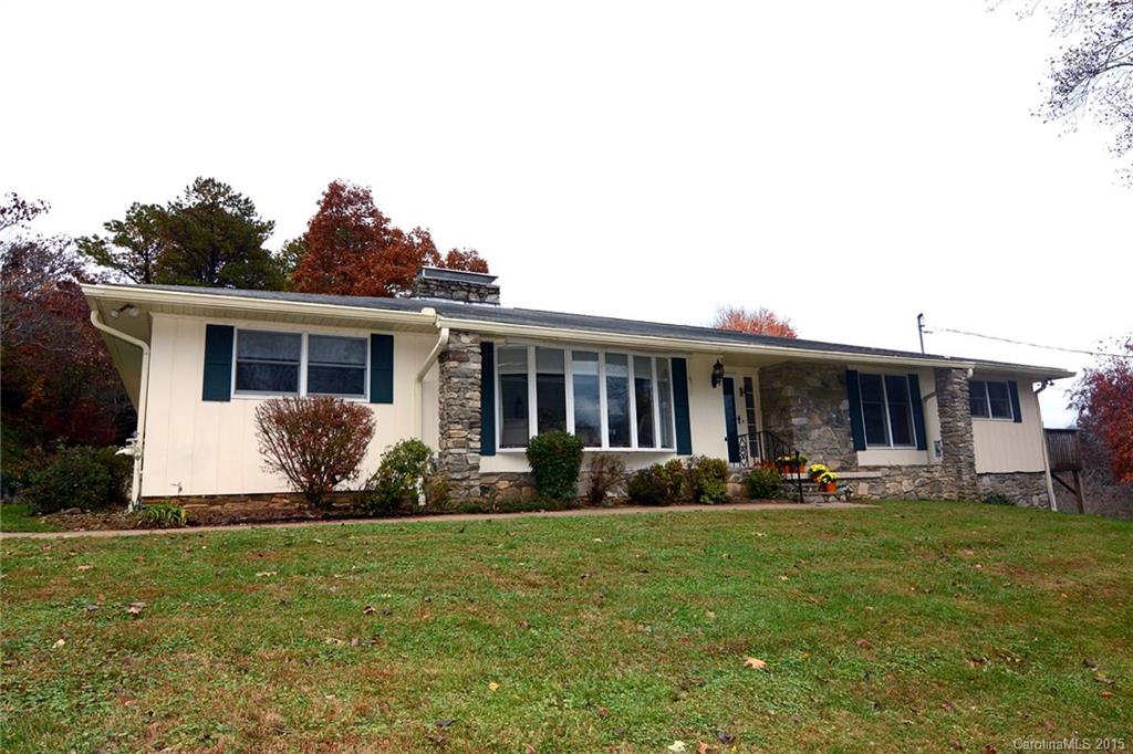 16 Wenlock Way Waynesville NC 28785
