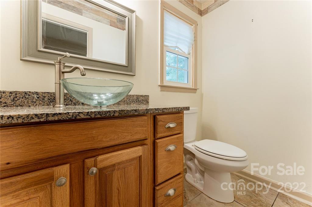 11 Primrose Lane Asheville NC 28805